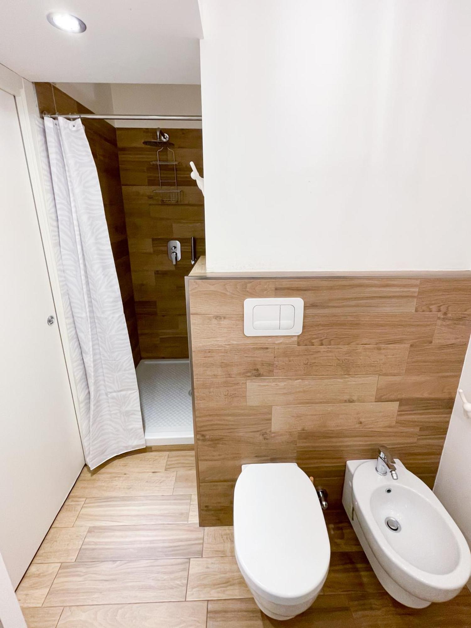 The Best! Fast Wi-Fi & Netflix Milan Bagian luar foto